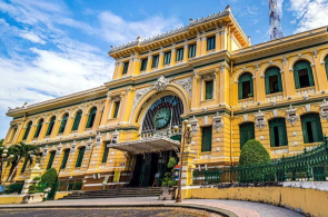 Saigon Night Tour by motorbike